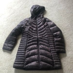 Beautiful shimmery brown Apt. 9 packable puffer L